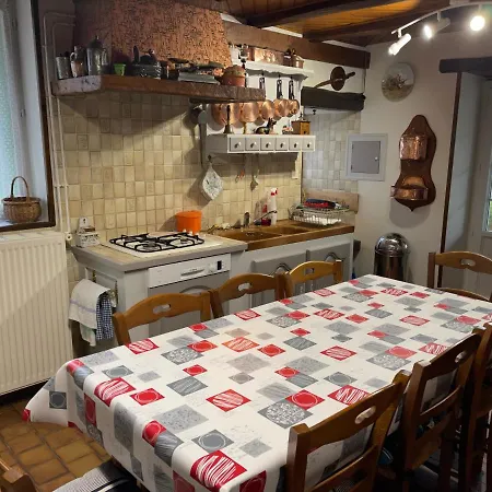 Дом отдыха Paisible A La Roche Cercles