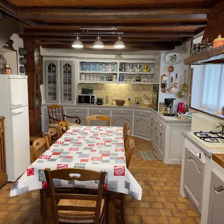 Paisible A La Roche Дом отдыха