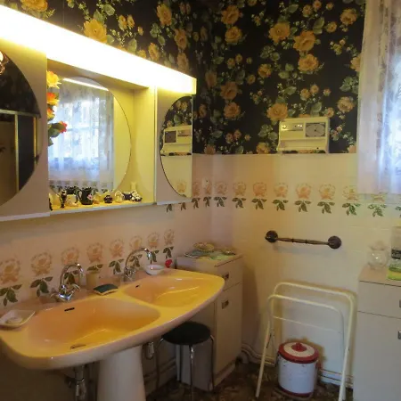 Holiday home Paisible A La Roche Cercles