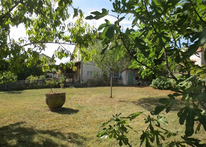 Paisible A La Roche Ferienhaus Cercles