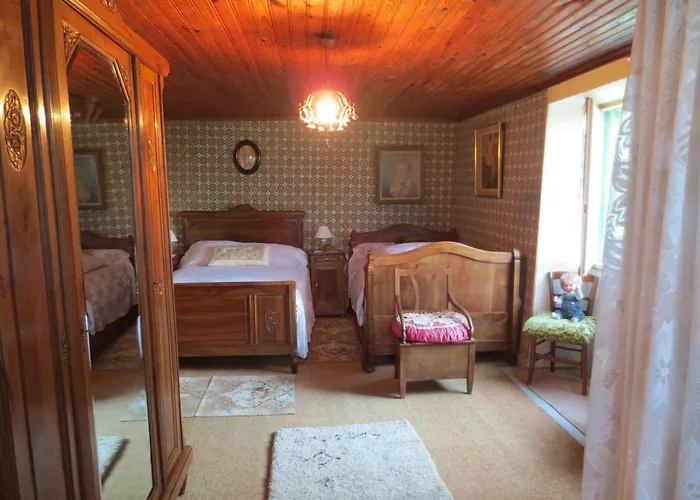 Paisible A La Roche Ferienhaus