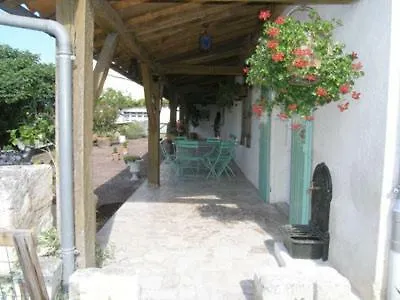 Paisible A La Roche Ferienhaus Cercles